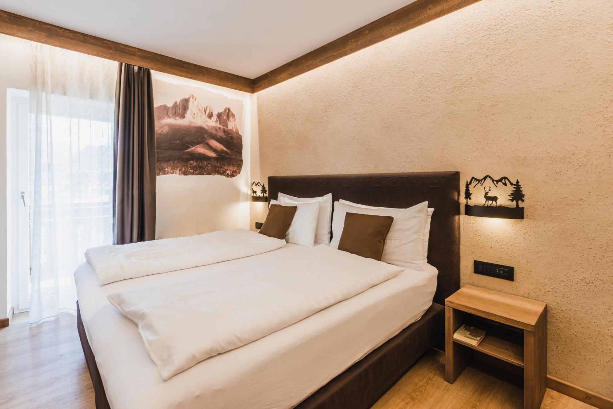 Hotel Arnika بوتسا دي فاسّا المظهر الخارجي الصورة